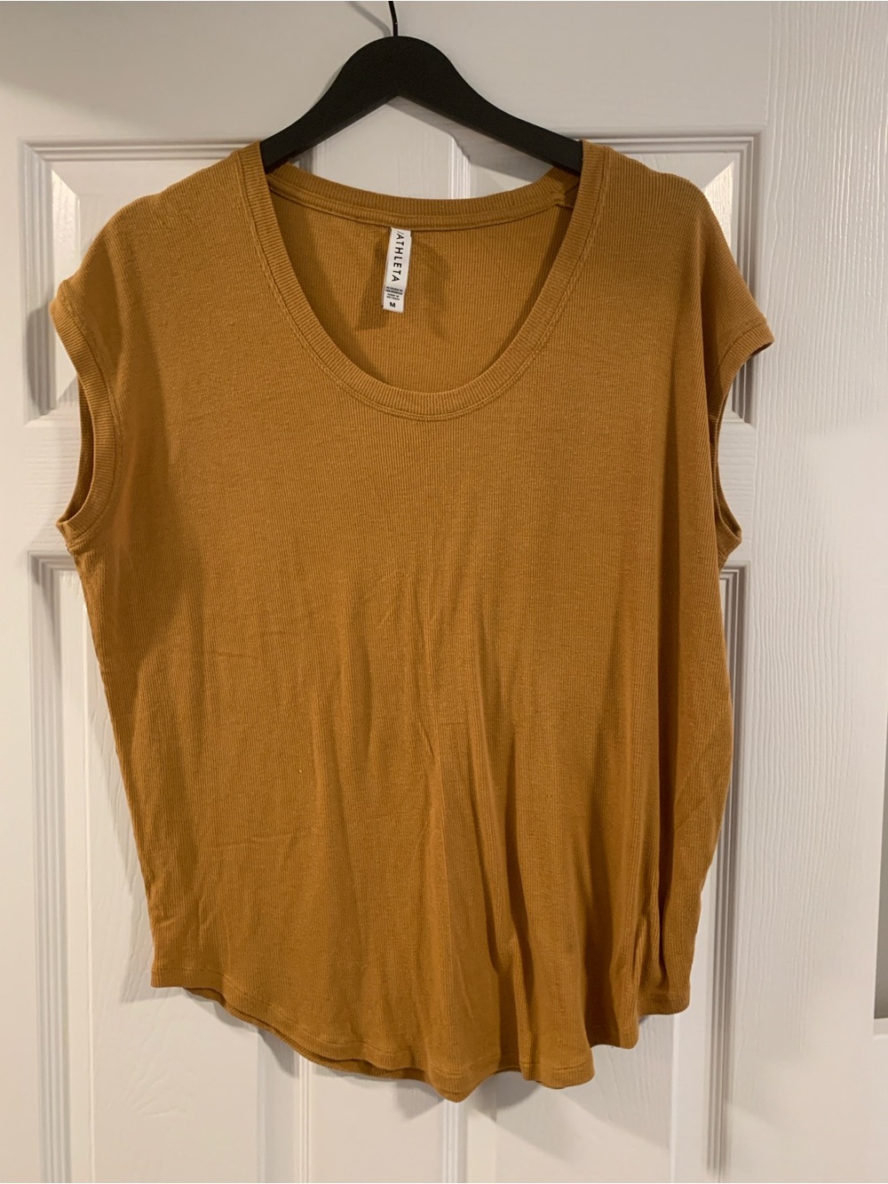 Athleta Sleeveless Scoop Neck Tank in Mustard Yellow